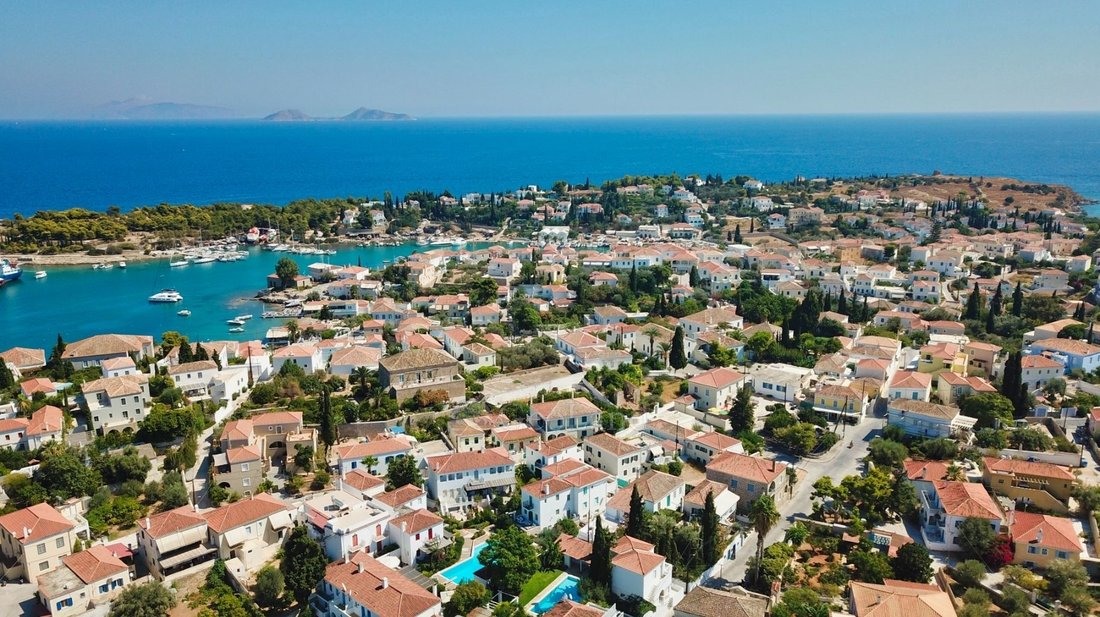 Apartment in Spetses, Attica, Greece 2 - 14605133