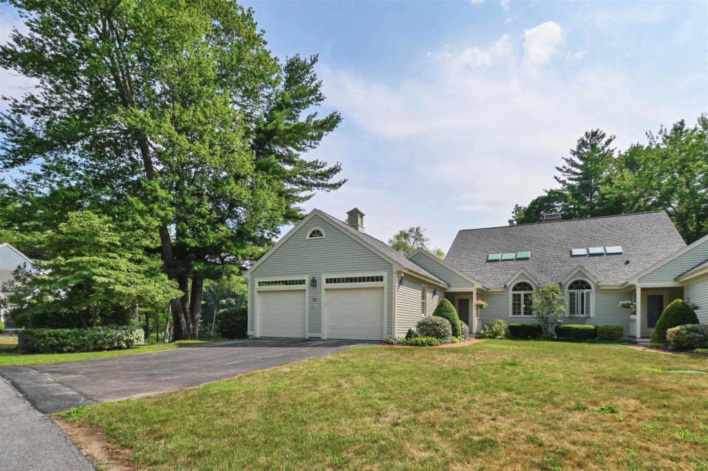 Condominium Stratham In Stratham, New Hampshire, United States For Sale