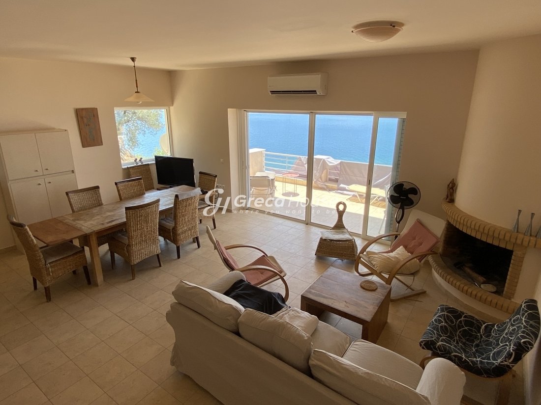 Villa in Community of Loutraki - Perachora, Loutraki - Perachora, Greece 3 - 13069510