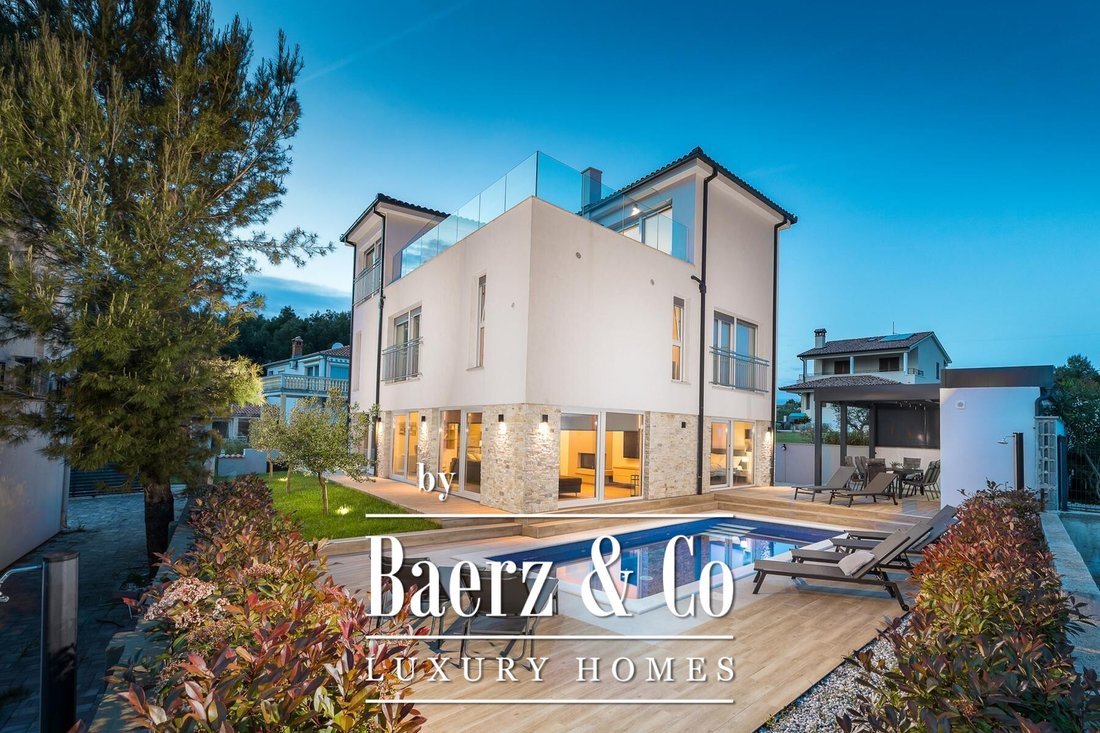 Villa in Fazana, Istria County, Croatia 1 - 14604373