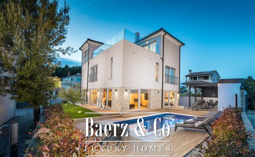 Villa in Fazana, Istria County, Croatia 1