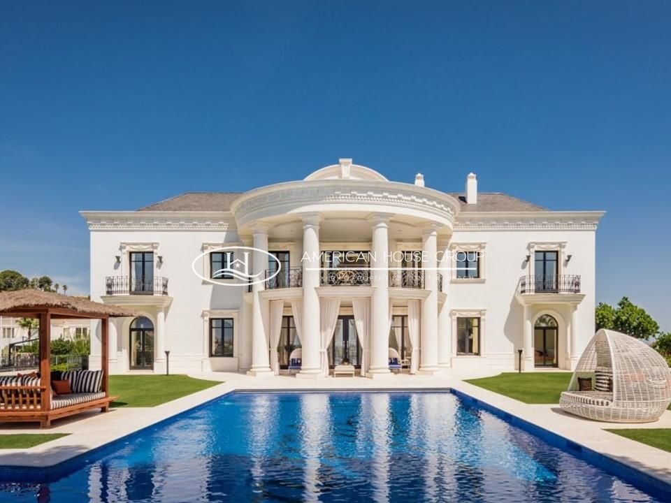 Estate in Elviria-Cabopino, Marbella, Spain 1 - 14590277