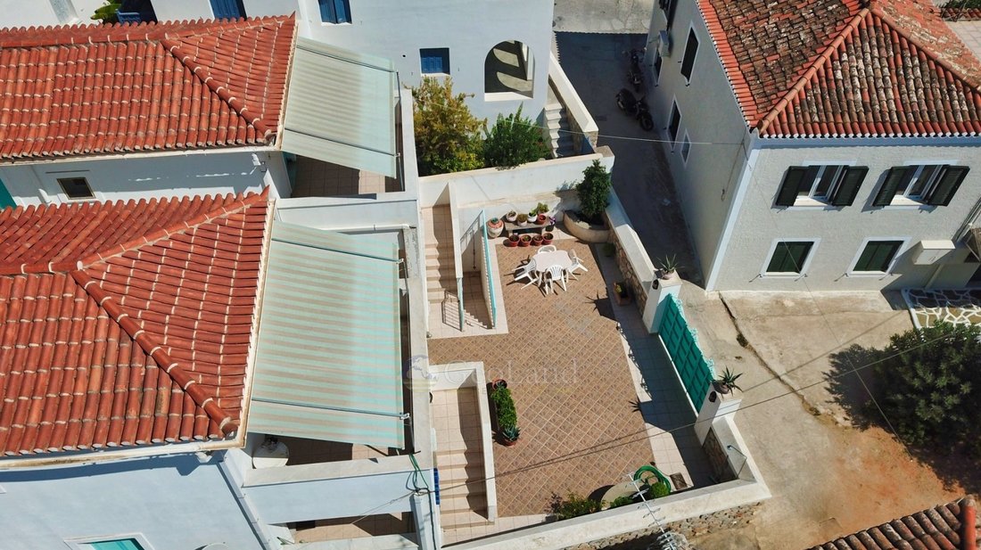 Apartment in Spetses, Attica, Greece 4 - 14605133