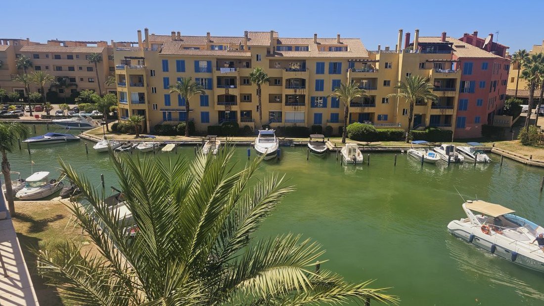 Penthouse in Sotogrande, San Roque, Andalusia 1 - 14573222