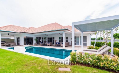 Villa in Thap Tai, Tanintharyi Region, Thailand 1