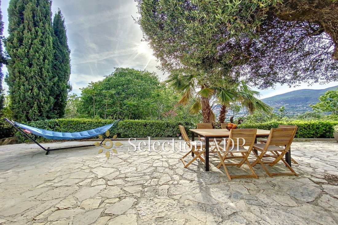 Villa in Grasse, Provence-Alpes-Côte d'Azur, France 4 - 14603736