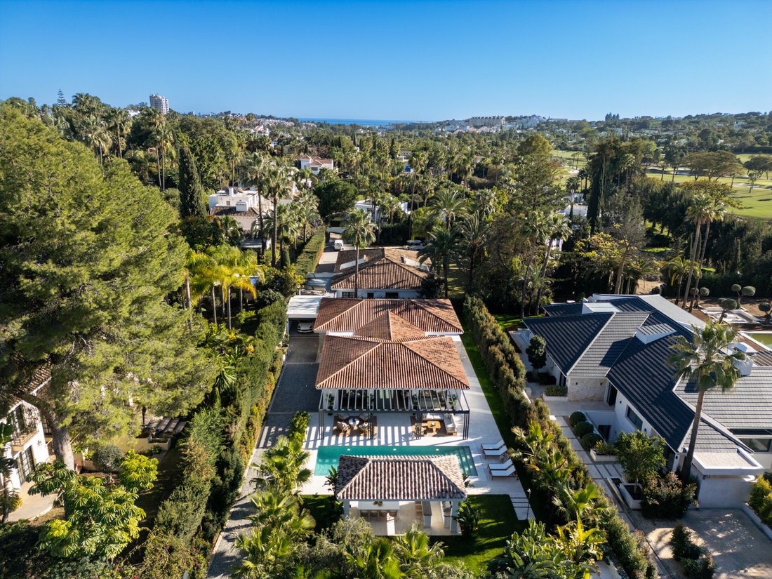 Villa in Marbella, Andalusia, Spain 4 - 14605653