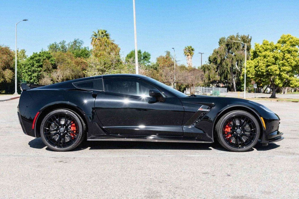 Chevrolet Corvette in SEFFNER, FL, United States 2 - 14605665