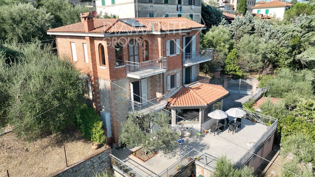 Villa in Castiglione del Lago, Umbria, Italy 1 - 14608166