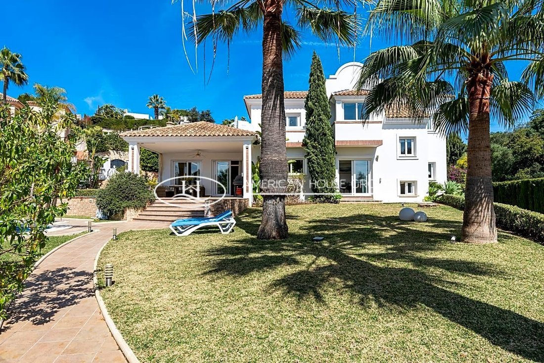 Chalet in Elviria-Cabopino, Marbella, Spain 3 - 14607863