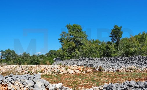 Land in Malinska, Primorje-Gorski Kotar County, Croatia 1