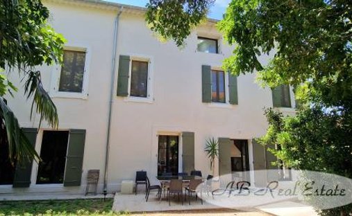 House in Ancien Hôpital, Beziers, France 1