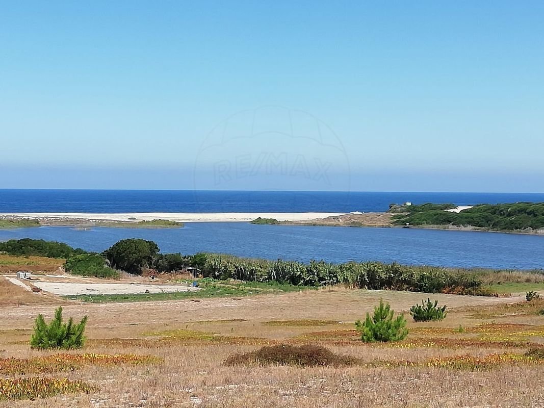 Terreno a Sines, Setúbal Municipality, Portogallo 2 - 14608352