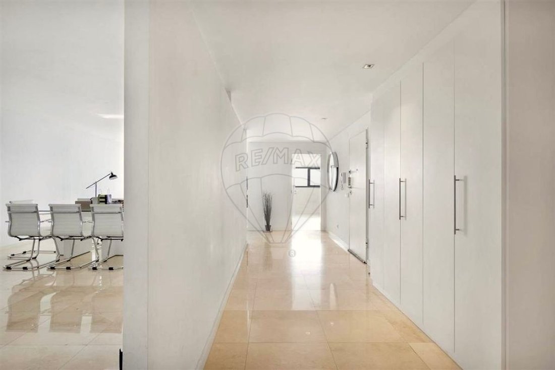Apartment in Alges, Linda-a-Velha e Cruz Quebrada-Dafundo, Lisbon, Portugal 2 - 14608671