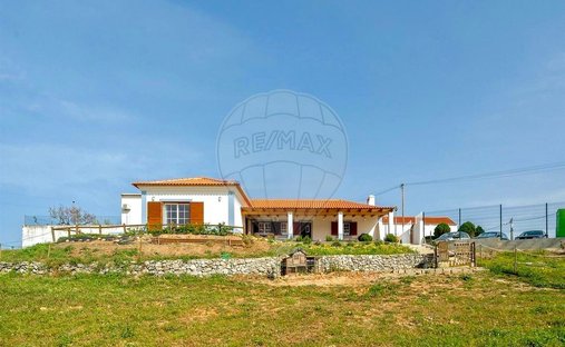 House in Santiago do Cacem, Santa Cruz e Sao Bartolomeu da Serra, Setubal, Portugal 1
