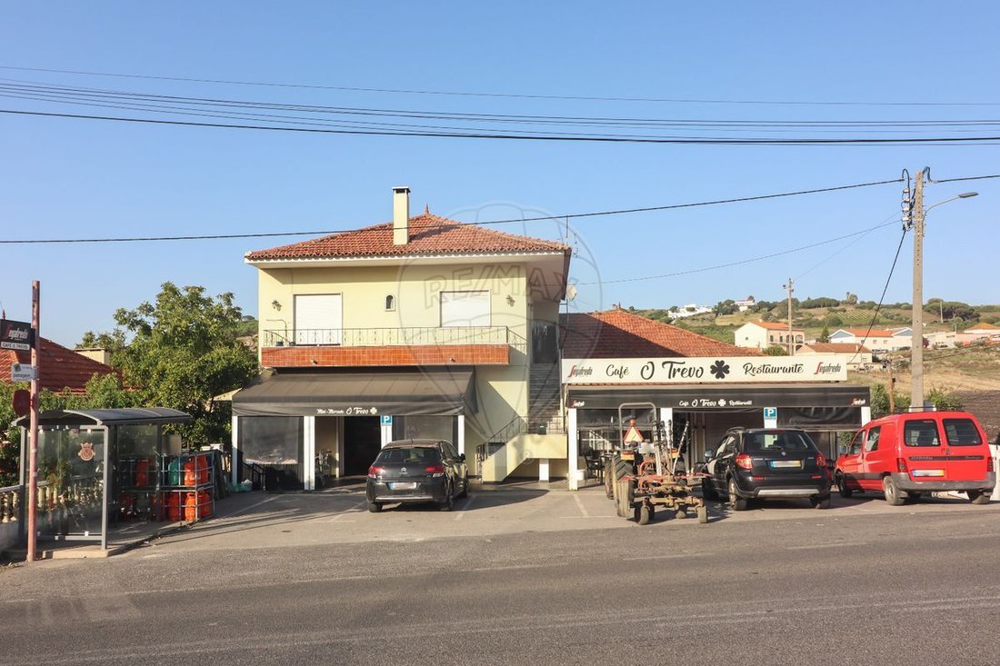Arruda dos Vinhos, Lisbon, Portugal 1 - 14608514