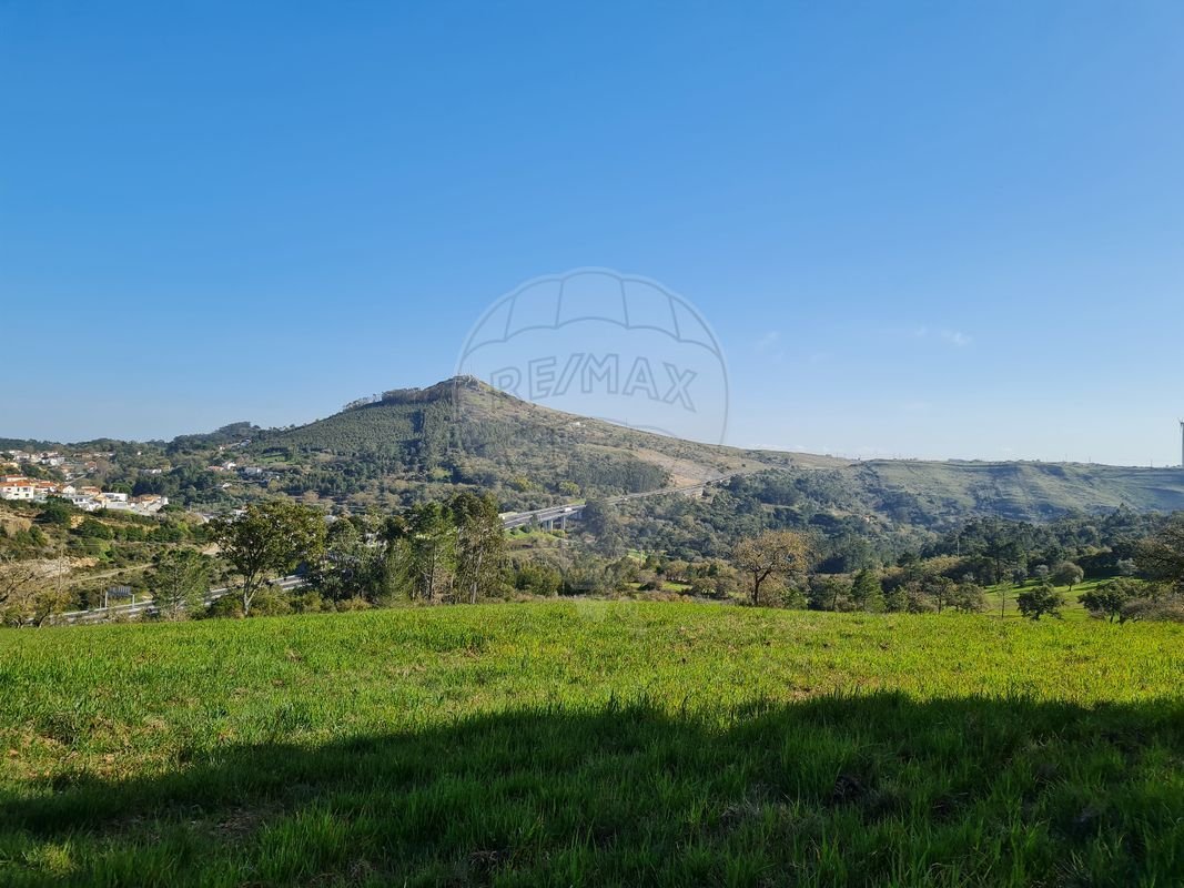 Land in Lousa, Lisbon, Portugal 3 - 14608348