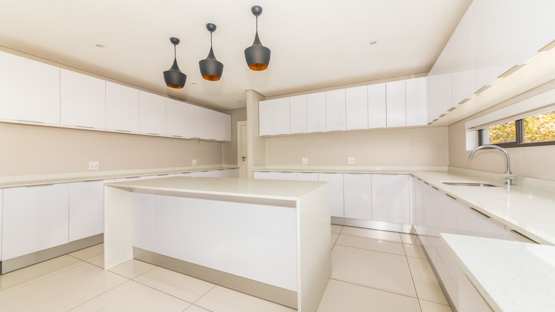Estate in La Lucia, KwaZulu-Natal, South Africa 4 - 14609993