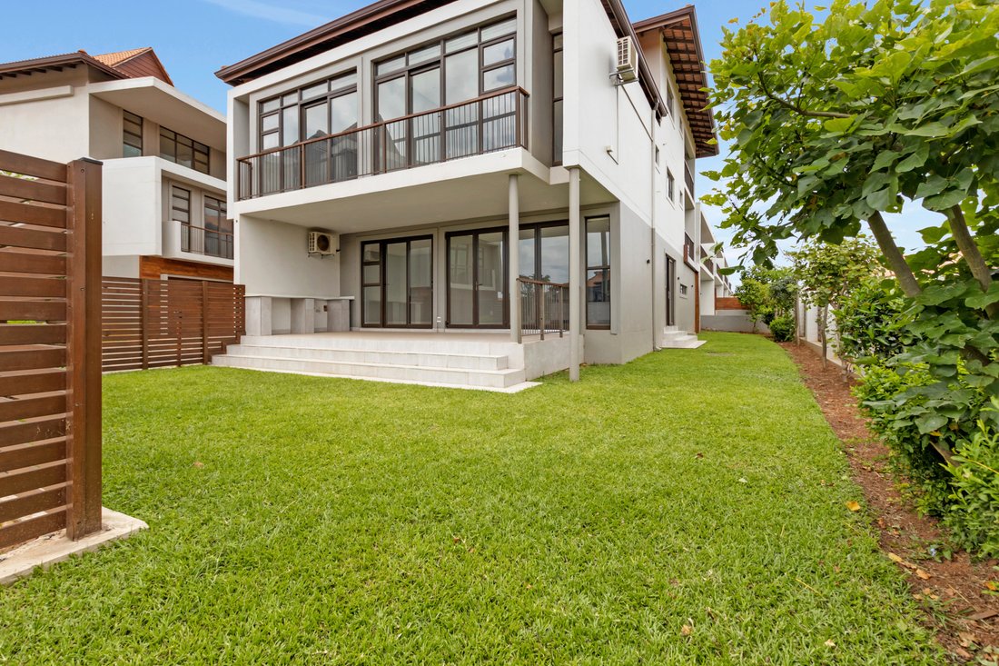 Estate in La Lucia, KwaZulu-Natal, South Africa 1 - 14609993