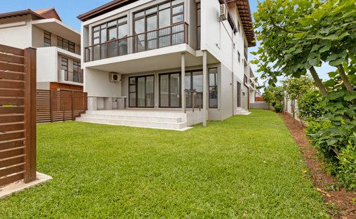 Estate in Blackburn, KwaZulu-Natal, South Africa 1