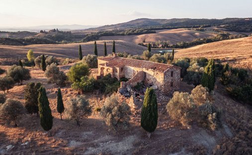 Casa en Asciano, Toscana, Italia 1