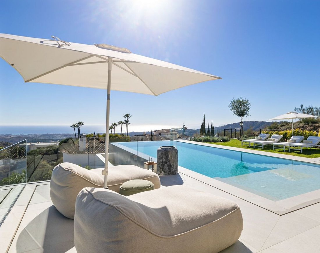 Villa in Benahavis, Andalusia, Spain 5 - 14611321