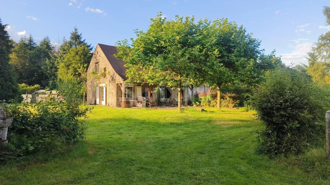 House in Chatel-Moron, Bourgogne – Franche-Comté, France 1 - 14477088