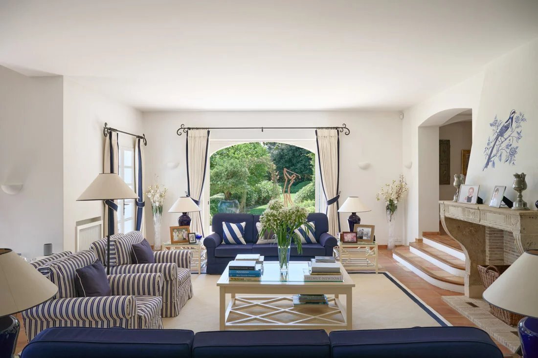 Stunning Property In In Saint Paul De Vence, Provence Alpes Côte D'azur