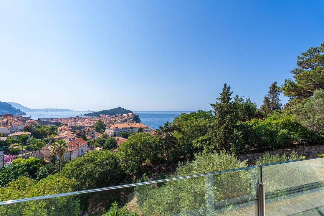 Villa in Bosanka, Dubrovnik-Neretva County, Croatia 3 - 14611726