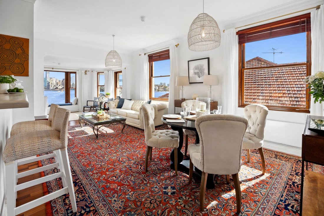 Exclusive Harbourfront Reserve In Cremorne Point, New South Wales