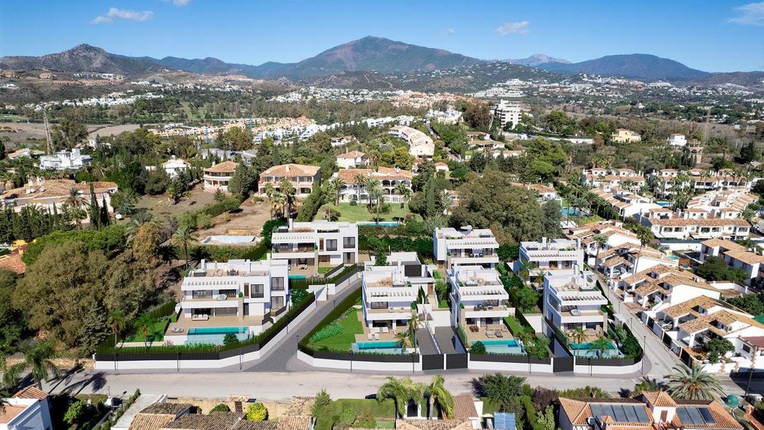 Villa in Atalaya-Isdabe, Estepona, Andalusia 2 - 14609232