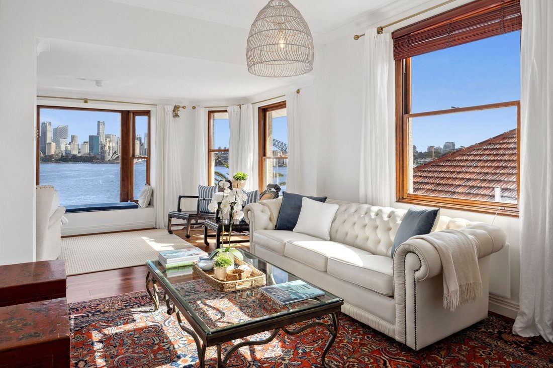 Exclusive Harbourfront Reserve In Cremorne Point, New South Wales