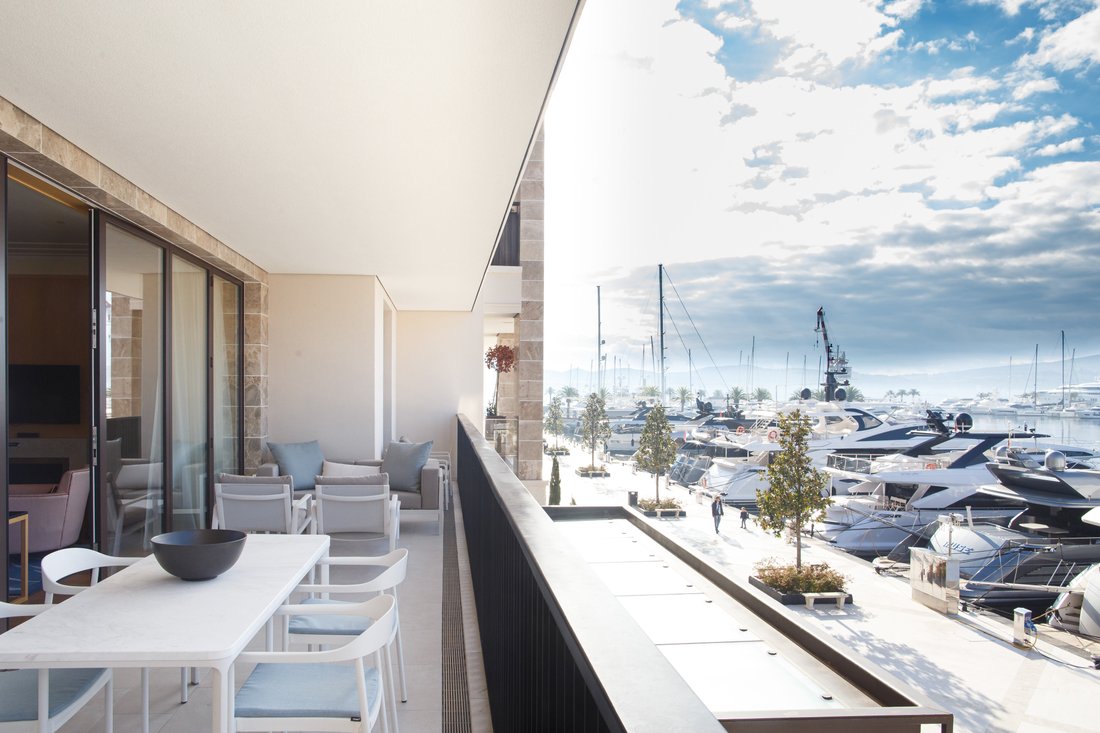 Apartment in Tivat, Tivat Municipality, Montenegro 1 - 14615258