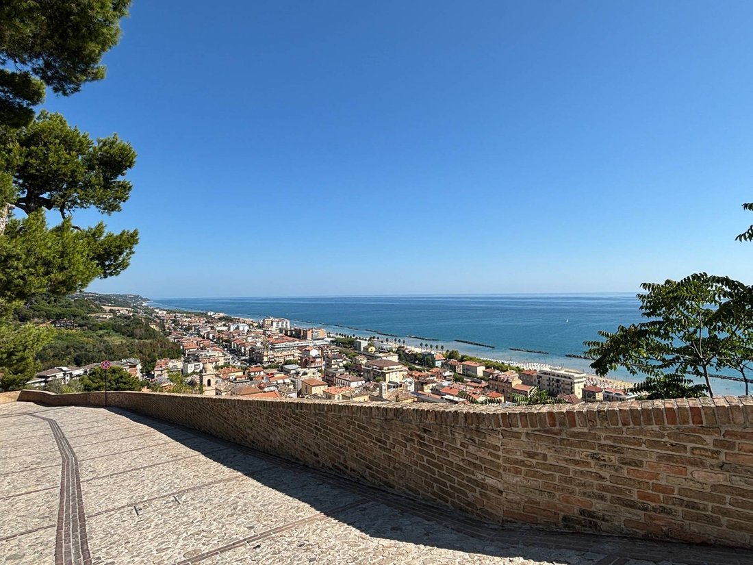 Villa in Cupra Marittima, Marche, Italy 5 - 14613942