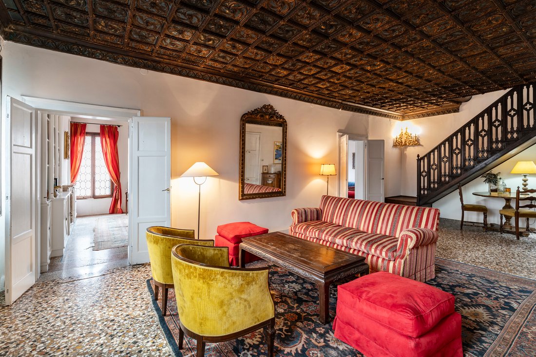 Apartment in San Marco, Venice, Italy 2 - 14613347