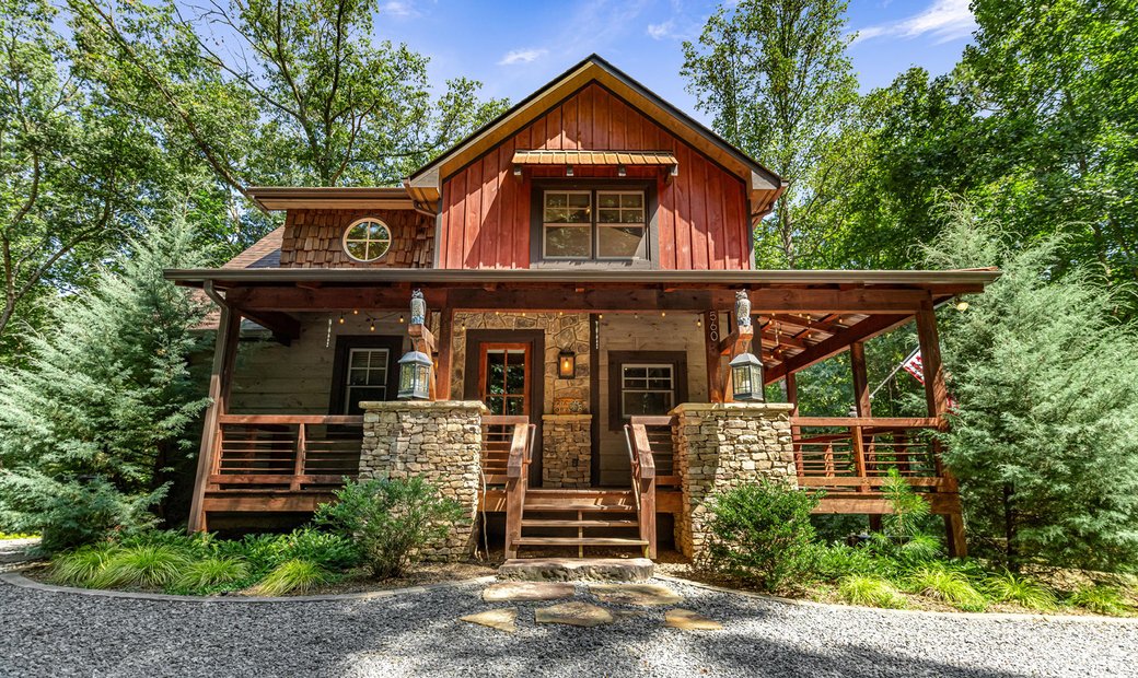 Rustic Modern Lodge With Timeless Charm In Blue Ridge, Georgia, United ...