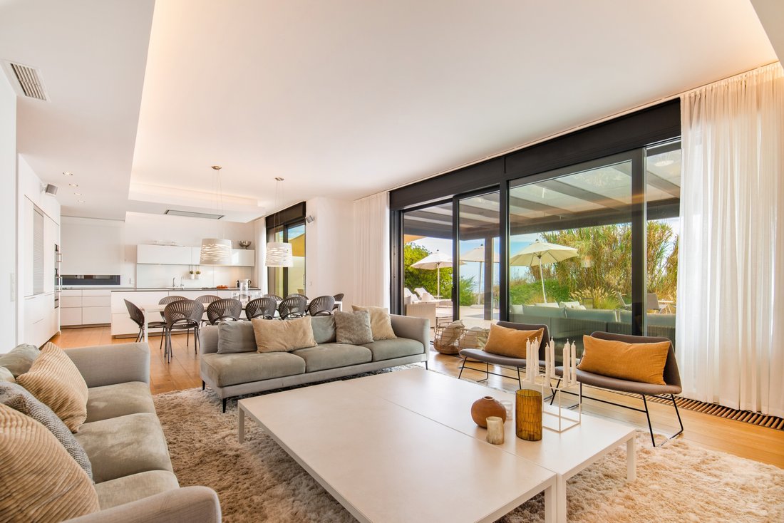 Villa in Marbella, Andalusia, Spain 2 - 14615548