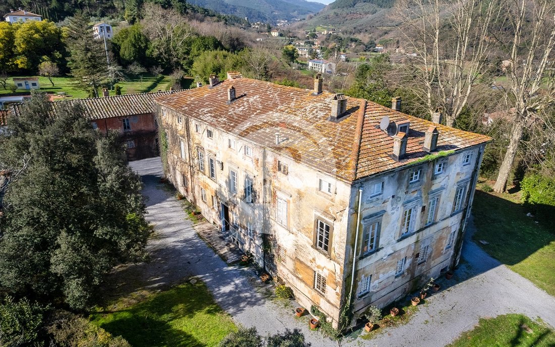 Villa in Stazzema, Tuscany, Italy 2 - 13715489
