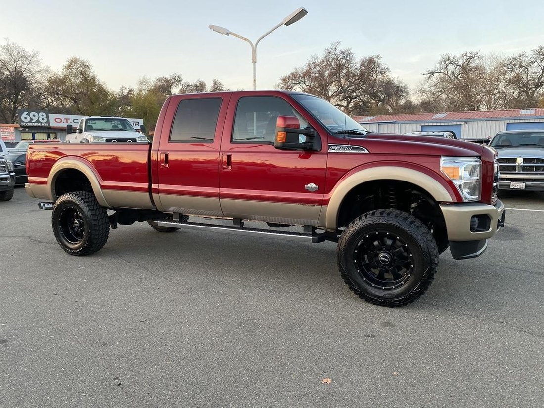 Pickup in Highland Park, Illinois, United States 2 - 12550073