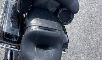 2012 Harley-Davidson FLHTCU Ultra Classic EG