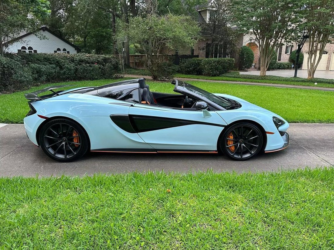 Cabriolet in Houston, TX, United States 5 - 13071808