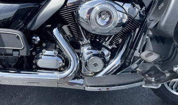 2012 Harley-Davidson FLHTCU Ultra Classic EG