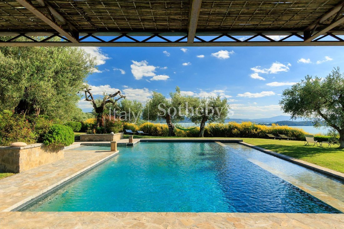 Casa en San Feliciano, Umbría, Italia 2 - 13900651