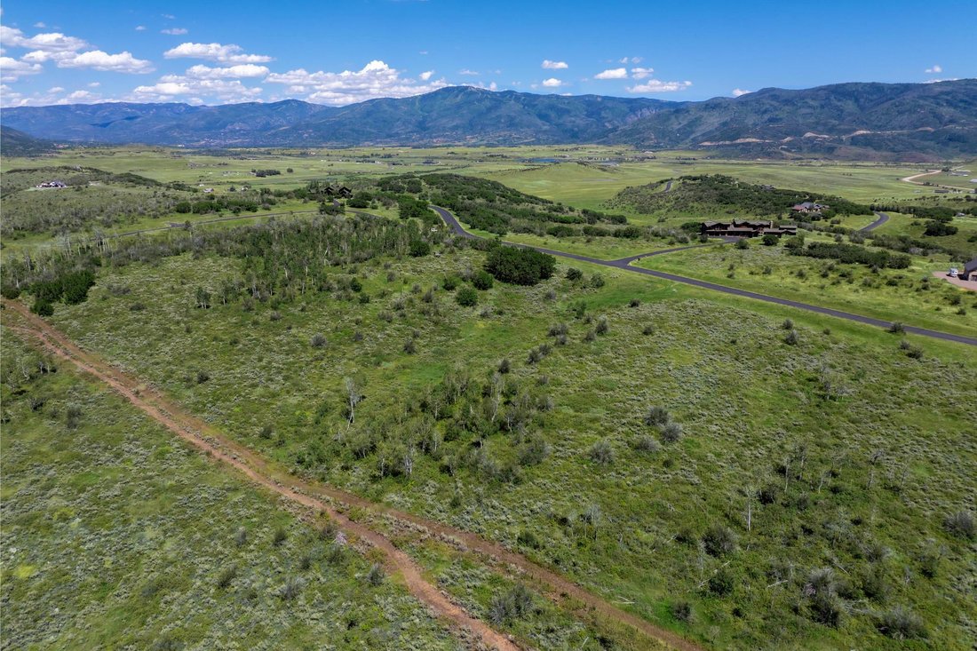 Land in Steamboat Springs, Colorado, United States 5 - 14615740