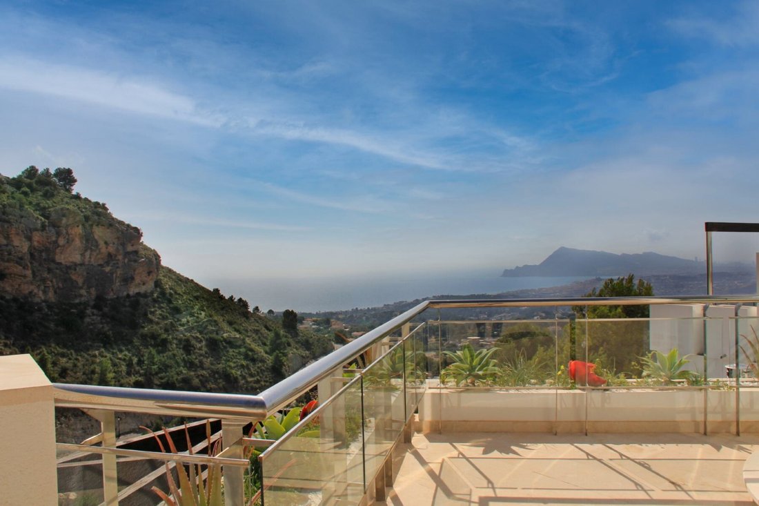 Villa in Altea, Valencian Community, Spain 2 - 12433272