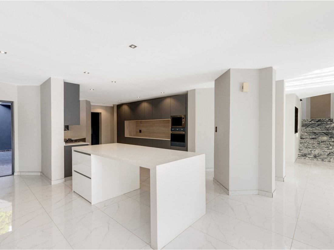 House in Chartwell, Gauteng, South Africa 5 - 14616667