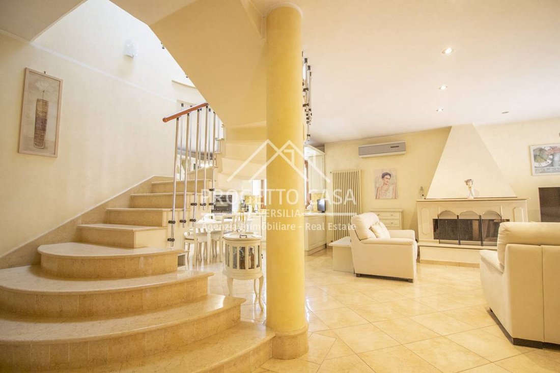 House in Viareggio, Tuscany, Italy 3 - 14619640