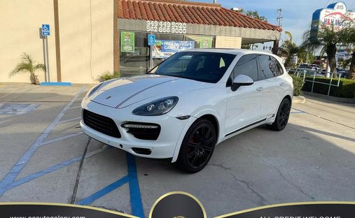 2013 Porsche Cayenne GTS Sport Utility 4D in Santa ana, CA, United States 1