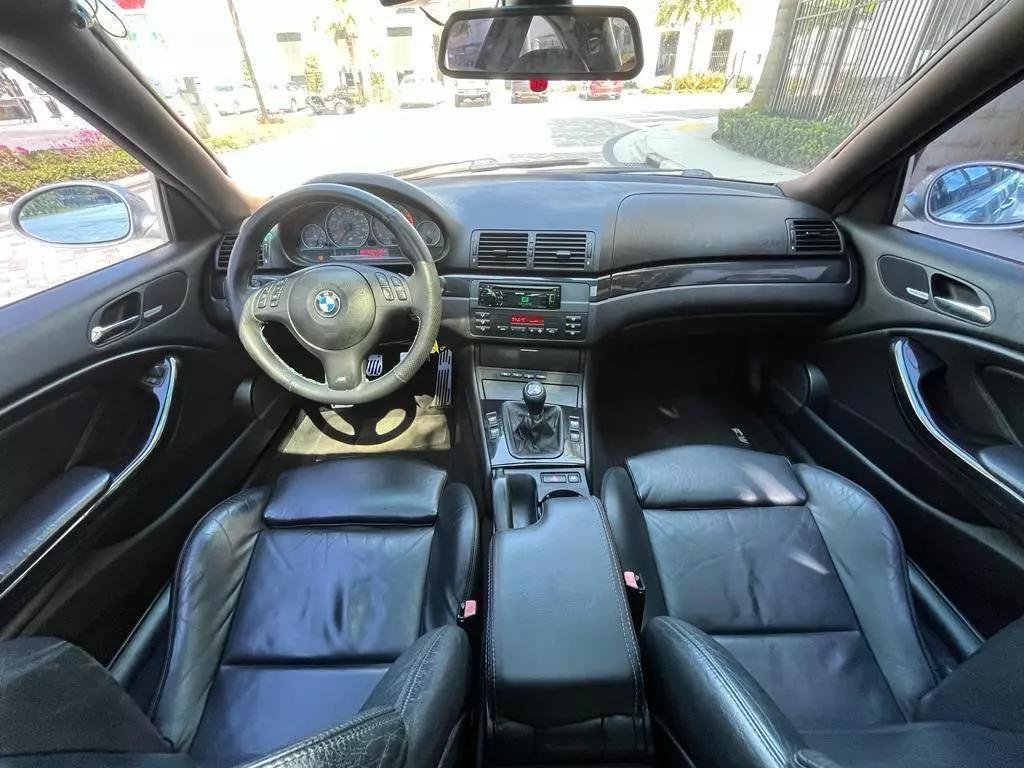 Coupe in Fort Lauderdale, Florida, United States 2 - 12550487