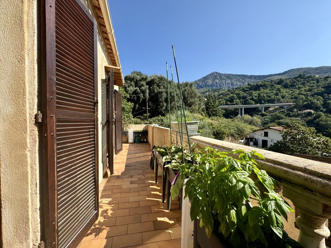 House in Menton, Provence-Alpes-Côte d'Azur, France 5 - 14618175